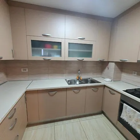 Stan Na Dan Kristina Apartment *